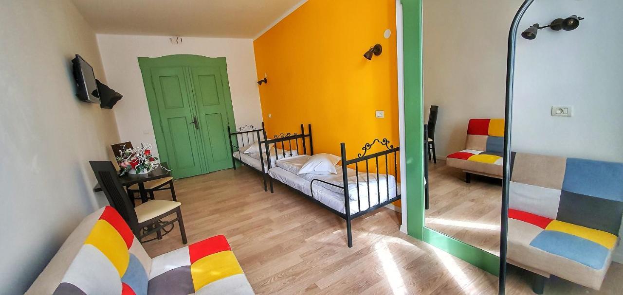 Casa Crown Hotell Braşov Exteriör bild