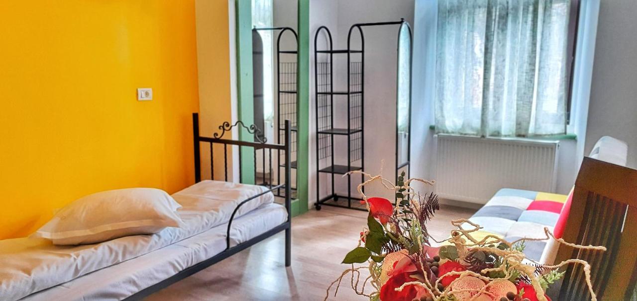 Casa Crown Hotell Braşov Exteriör bild