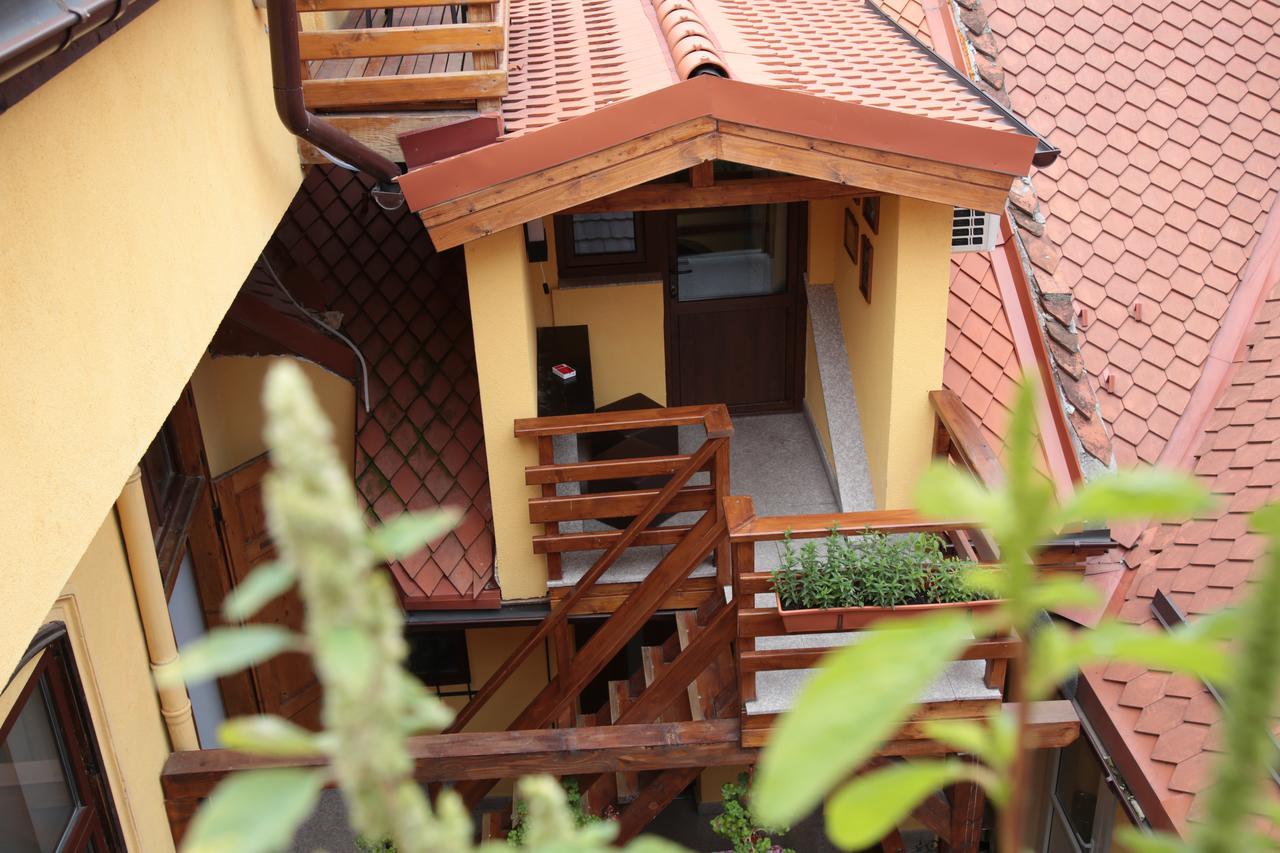 Casa Crown Hotell Braşov Exteriör bild