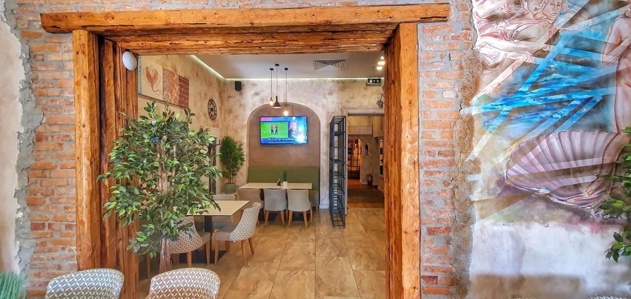 Casa Crown Hotell Braşov Exteriör bild