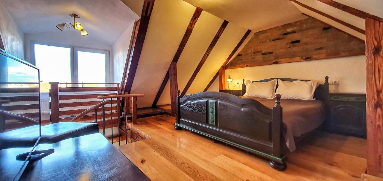 Casa Crown Hotell Braşov Exteriör bild