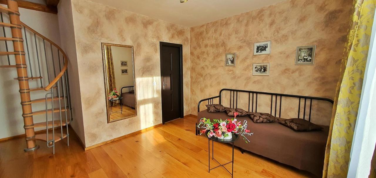 Casa Crown Hotell Braşov Exteriör bild