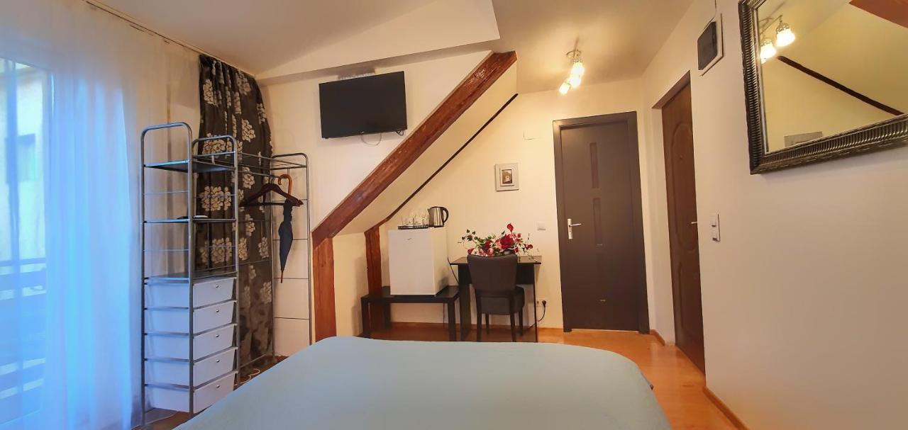 Casa Crown Hotell Braşov Exteriör bild